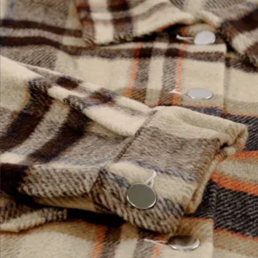 New orange plaid shacket - Picture 4 of 11